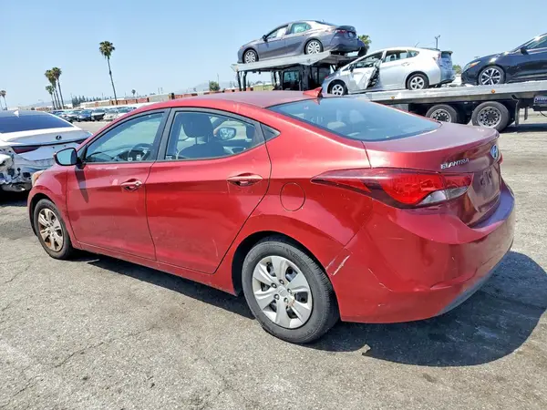 5NPDH4AE9GH773199 2016 HYUNDAI ELANTRA - Image 2