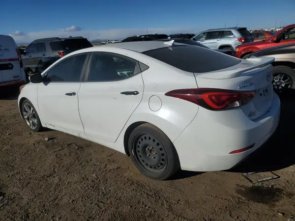 5NPDH4AE9GH774160 2016 HYUNDAI ELANTRA - Image 2