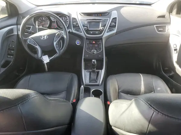5NPDH4AE9GH774160 2016 HYUNDAI ELANTRA - Image 8