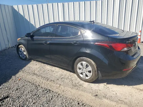 5NPDH4AE9GH774689 2016 HYUNDAI ELANTRA - Image 2