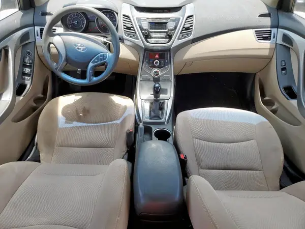 5NPDH4AE9GH774949 2016 HYUNDAI ELANTRA - Image 8