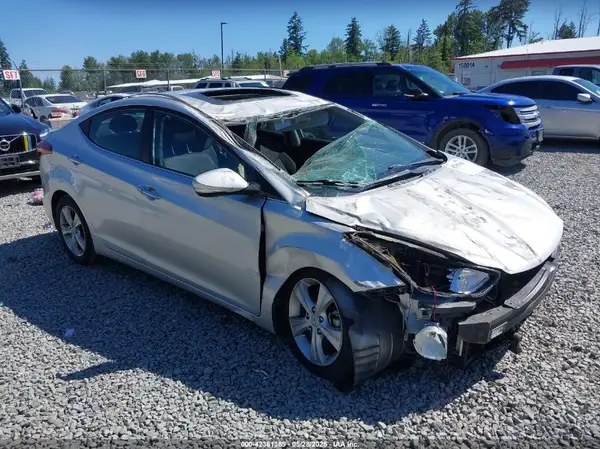 5NPDH4AE9GH776460 2016 HYUNDAI ELANTRA - Image 1
