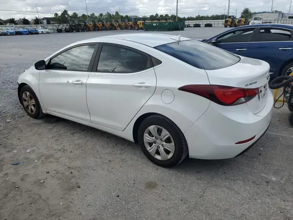 5NPDH4AE9GH777852 2016 HYUNDAI ELANTRA - Image 2