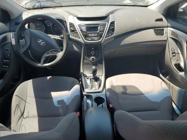 5NPDH4AE9GH779214 2016 HYUNDAI ELANTRA - Image 8