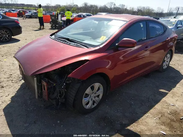5NPDH4AE9GH779410 2016 HYUNDAI ELANTRA - Image 2