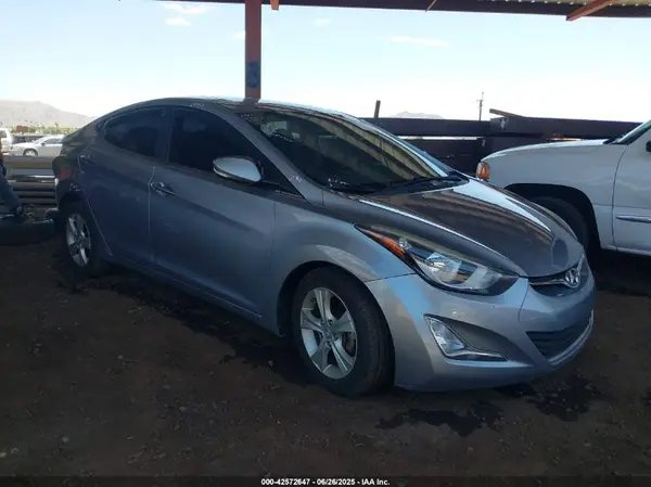 5NPDH4AE9GH779603 2016 HYUNDAI ELANTRA - Image 1
