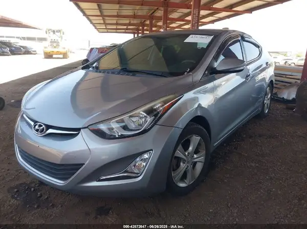 5NPDH4AE9GH779603 2016 HYUNDAI ELANTRA - Image 2