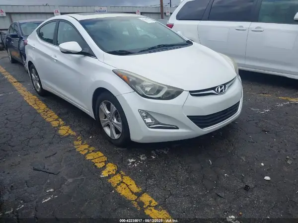 5NPDH4AE9GH784963 2016 HYUNDAI ELANTRA - Image 1
