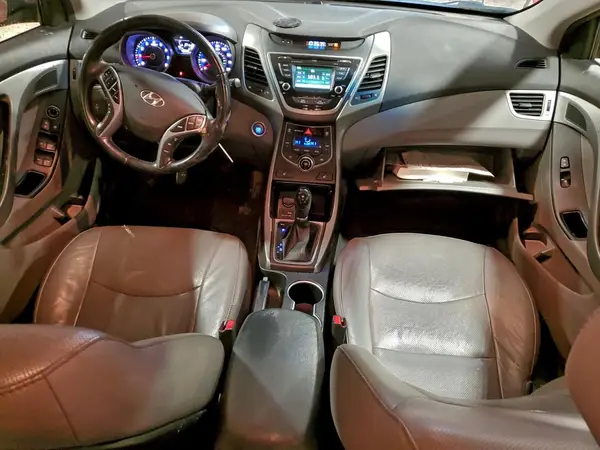 5NPDH4AE9GH785739 2016 HYUNDAI ELANTRA - Image 8