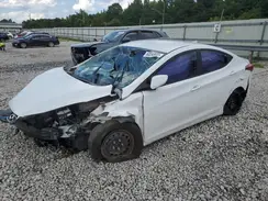 5NPDH4AE9GH787555 2016 HYUNDAI ELANTRA