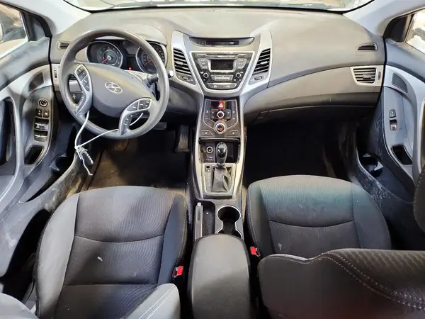 5NPDH4AE9GH788544 2016 HYUNDAI ELANTRA - Image 8