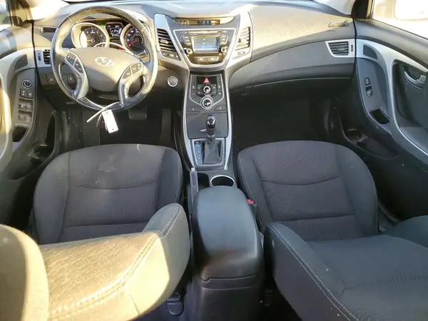 5NPDH4AE9GH788611 2016 HYUNDAI ELANTRA - Image 8