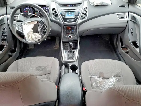 5NPDH4AE9GH789855 2016 HYUNDAI ELANTRA - Image 8