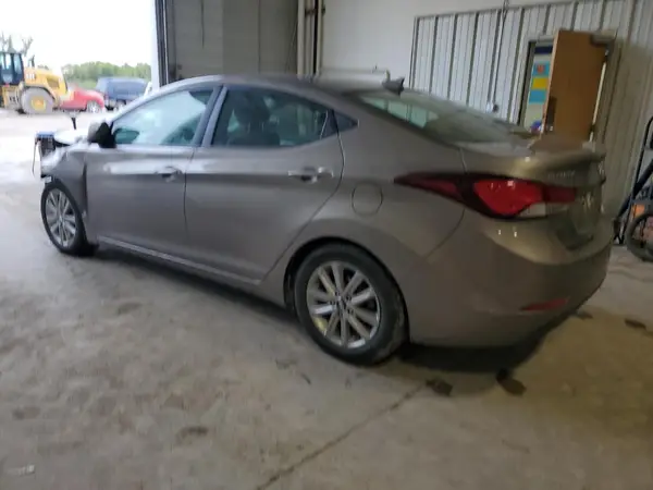 5NPDH4AE9GH790133 2016 HYUNDAI ELANTRA - Image 2