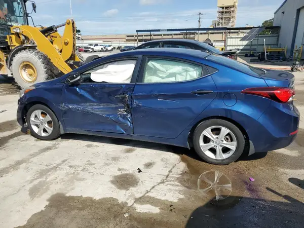 5NPDH4AE9GH790956 2016 HYUNDAI ELANTRA - Image 2