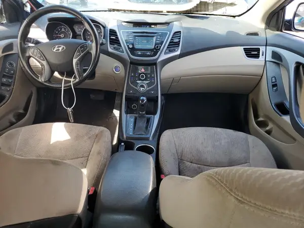 5NPDH4AE9GH790956 2016 HYUNDAI ELANTRA - Image 8
