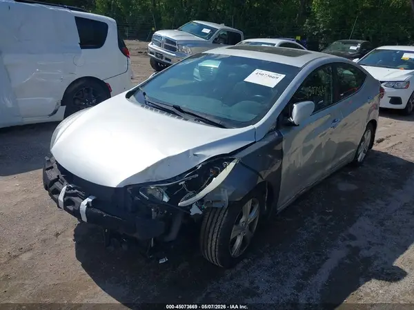 5NPDH4AE9GH792299 2016 HYUNDAI ELANTRA - Image 2