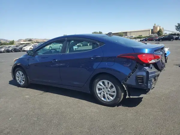 5NPDH4AE9GH792366 2016 HYUNDAI ELANTRA - Image 2