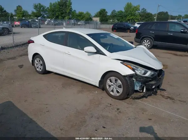 5NPDH4AE9GH794201 2016 HYUNDAI ELANTRA - Image 1