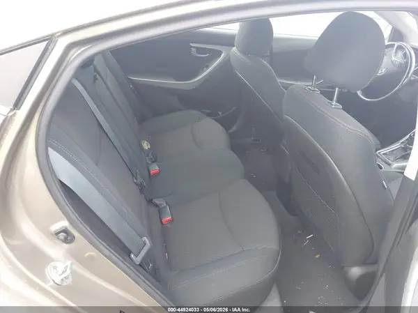 5NPDH4AE9GH794652 2016 HYUNDAI ELANTRA - Image 8