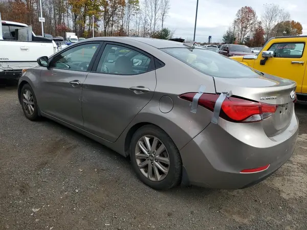 5NPDH4AE9GH795512 2016 HYUNDAI ELANTRA - Image 2