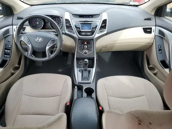 5NPDH4AE9GH795512 2016 HYUNDAI ELANTRA - Image 8