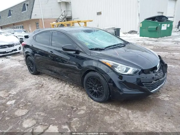 5NPDH4AE9GH797308 2016 HYUNDAI ELANTRA - Image 1