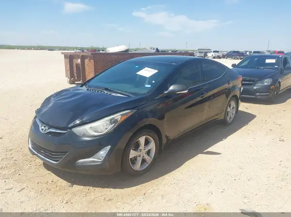 5NPDH4AE9GH797406 2016 HYUNDAI ELANTRA - Image 2