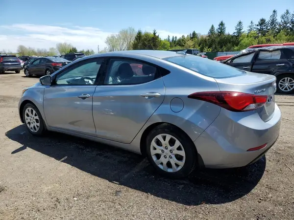 5NPDH4AE9GH799253 2016 HYUNDAI ELANTRA - Image 2