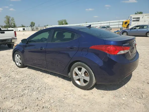 5NPDH4AEDH431980 2017 HYUNDAI ELANTRA - Image 2