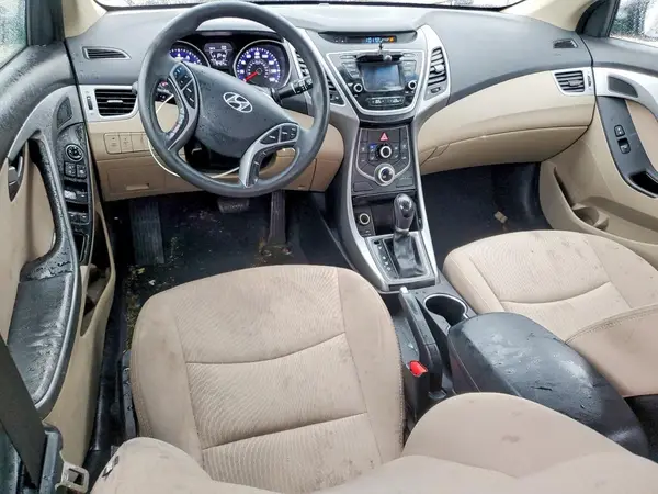 5NPDH4AEXGH655176 2016 HYUNDAI ELANTRA - Image 8