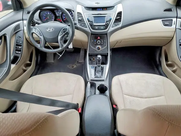 5NPDH4AEXGH656618 2016 HYUNDAI ELANTRA - Image 8