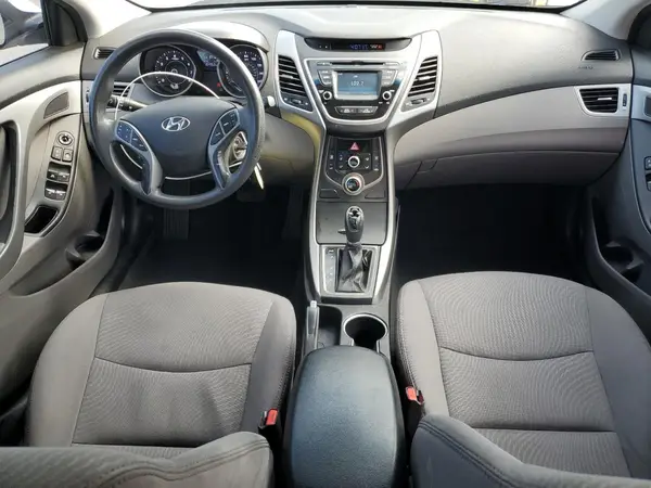 5NPDH4AEXGH657509 2016 HYUNDAI ELANTRA - Image 8