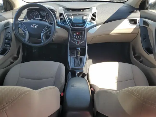 5NPDH4AEXGH657798 2016 HYUNDAI ELANTRA - Image 8