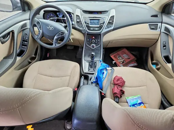 5NPDH4AEXGH658465 2016 HYUNDAI ELANTRA - Image 8