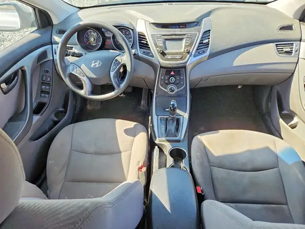 5NPDH4AEXGH660877 2016 HYUNDAI ELANTRA - Image 8