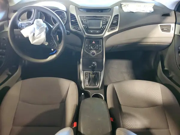 5NPDH4AEXGH661477 2016 HYUNDAI ELANTRA - Image 8