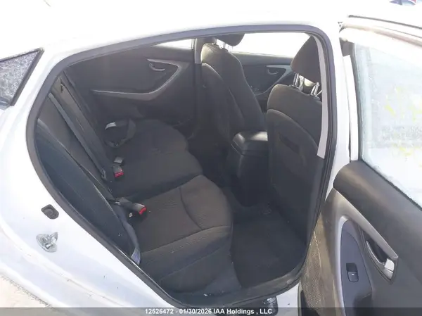 5NPDH4AEXGH662046 2016 HYUNDAI ELANTRA - Image 8
