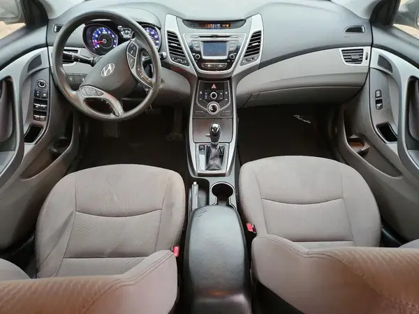 5NPDH4AEXGH662757 2016 HYUNDAI ELANTRA - Image 8