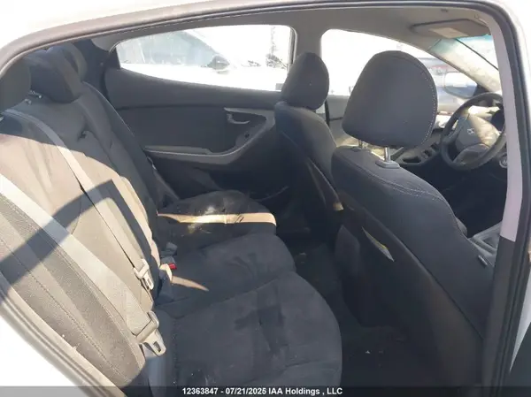 5NPDH4AEXGH662788 2016 HYUNDAI ELANTRA - Image 8