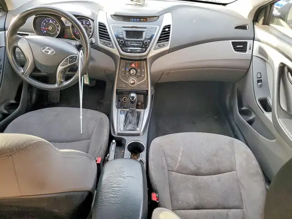 5NPDH4AEXGH663083 2016 HYUNDAI ELANTRA - Image 8