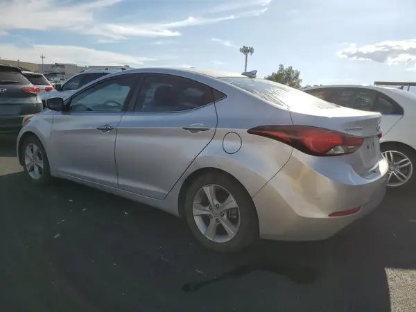 5NPDH4AEXGH669739 2016 HYUNDAI ELANTRA - Image 2