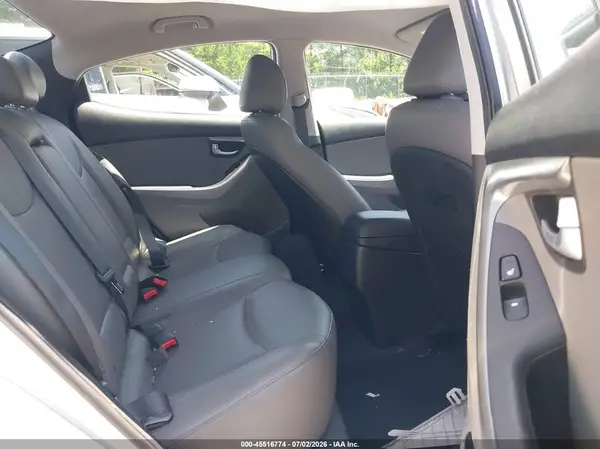 5NPDH4AEXGH672334 2016 HYUNDAI ELANTRA - Image 8