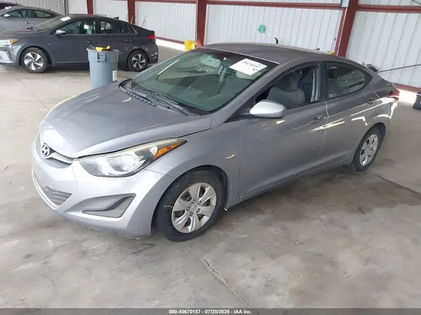 5NPDH4AEXGH672995 2016 HYUNDAI ELANTRA - Image 2
