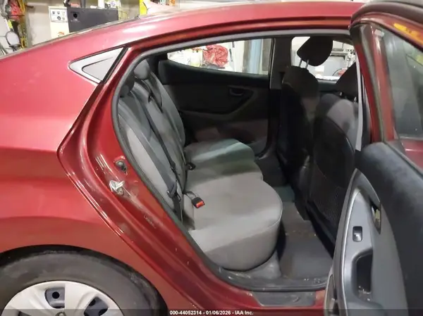 5NPDH4AEXGH673127 2016 HYUNDAI ELANTRA - Image 8