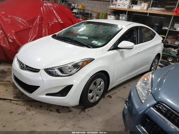 5NPDH4AEXGH674181 2016 HYUNDAI ELANTRA - Image 2