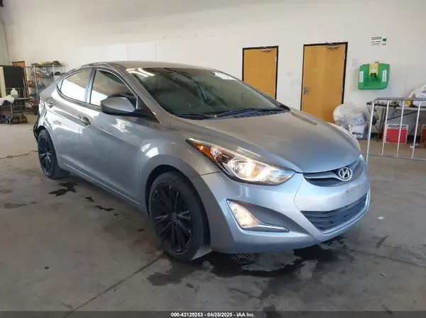 5NPDH4AEXGH679543 2016 HYUNDAI ELANTRA - Image 1