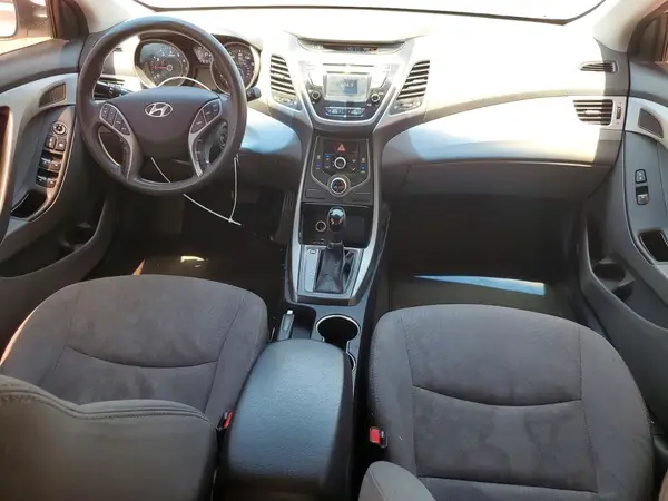 5NPDH4AEXGH680479 2016 HYUNDAI ELANTRA - Image 8