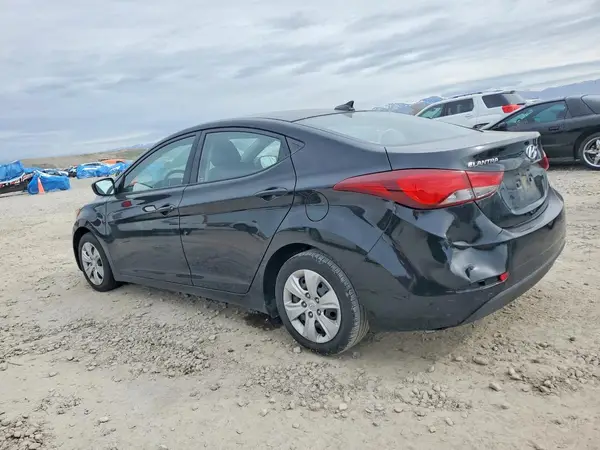 5NPDH4AEXGH682524 2016 HYUNDAI ELANTRA - Image 2