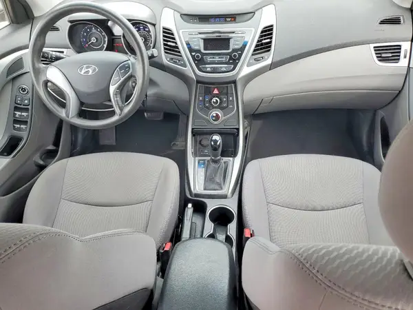 5NPDH4AEXGH682524 2016 HYUNDAI ELANTRA - Image 8